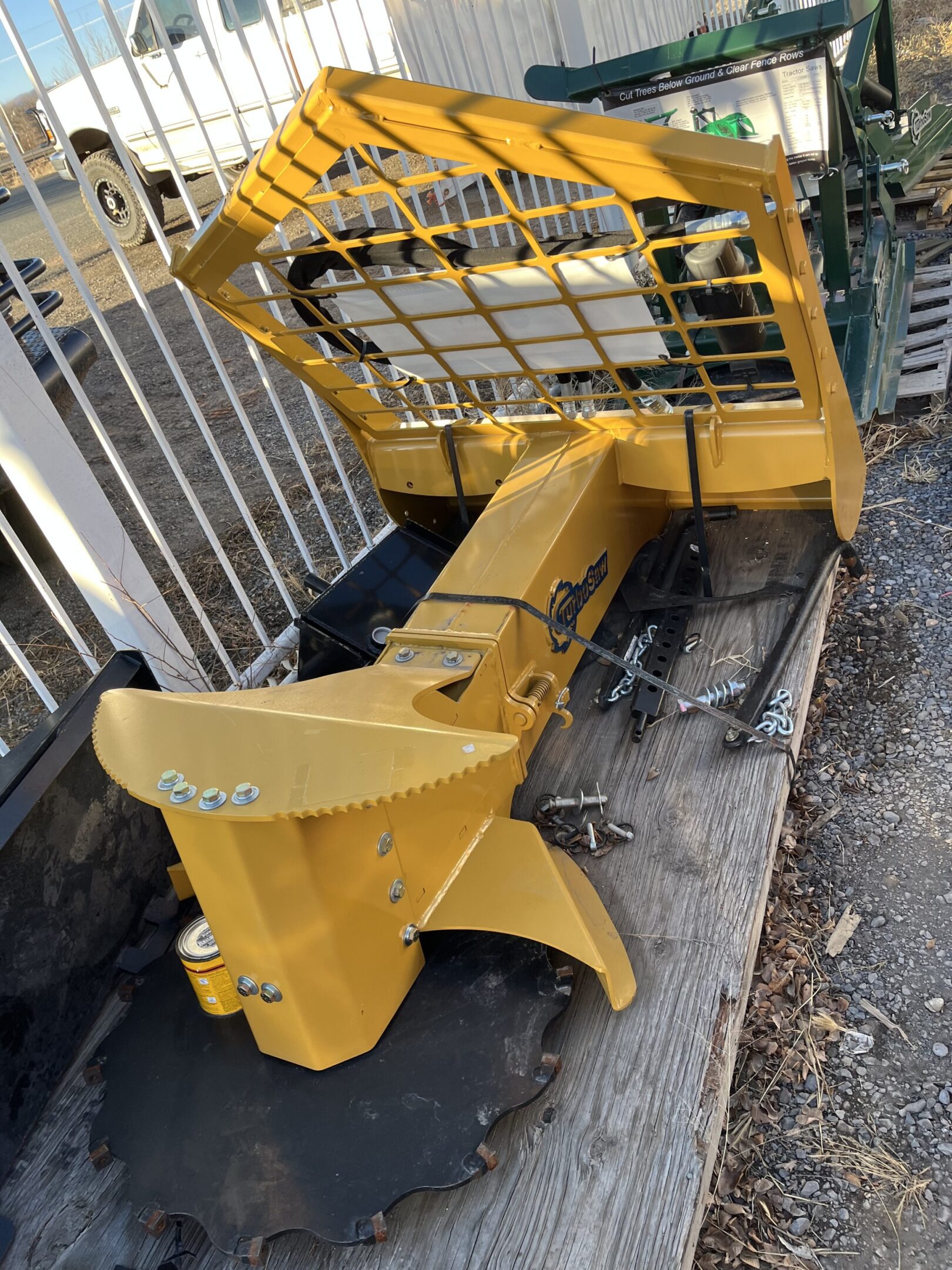 Back hoe 450F Cat